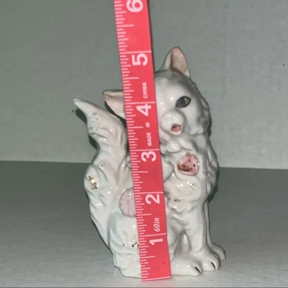 Vintage Porcelain Hand Painted‎ Cat Figurine